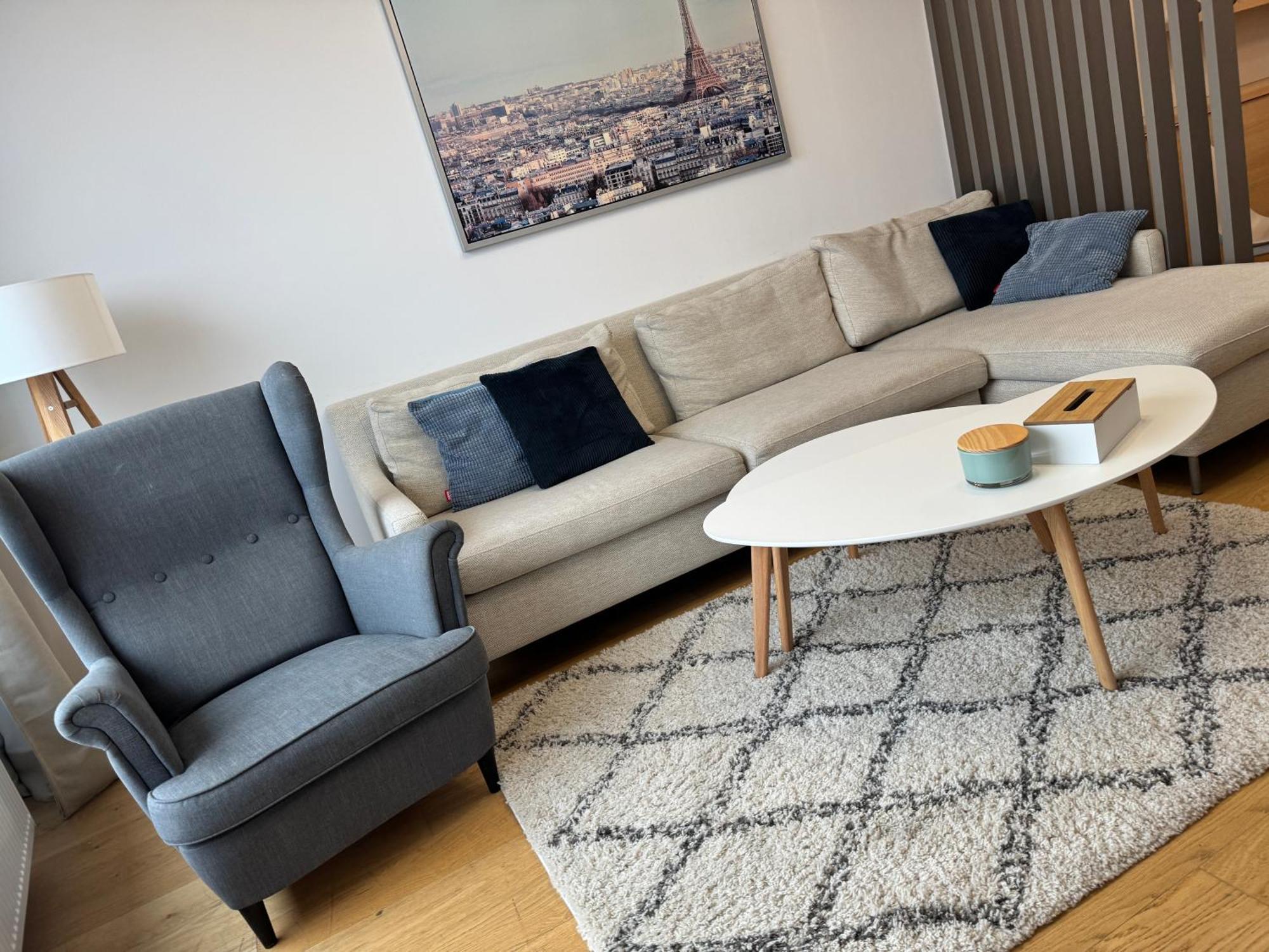 Апартаменти Downtown Charm With Free Parking Spot Братислава Екстер'єр фото